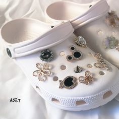 Decorating your Crocs can be a fun and creative way to personalize your footwear and showcase your unique style. Click link & Buy it and decorate your own crocs now.😁 Decorate Crocs, Charms For Crocs, Clog Sandals, Flower Letters, Croc Charms, Charm Pack, Unique Accessories