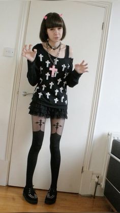 Pastel Goth Outfits 2014, Goth Doll, Kawaii Clothes Goth, Pastel Goth Outfits, Creepy Doll, Pastel Goth Fashion, Grunge Goth, Japanese Street Fashion