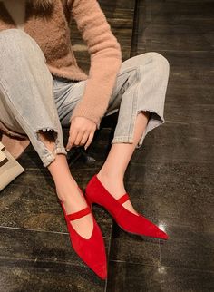 Red Velveted Pointed Toe Heels | J - STAYC Red 37 Black Lace Boots, Blue Stilettos, White Platform Shoes, White Block Heels, Rubber Slippers, Fashion Chingu, Embellished Flats, Embellished Heels, Black Flip Flops