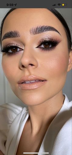 Makeup 2023 Trends, Social Glam Makeup, Dramatic Smokey Eye Makeup, Dramatic Eyeliner, Natural Glam Makeup, Eye Makeup Styles, Glam Makeup Look, Makijaż Smokey Eye, Makeup Eye Looks