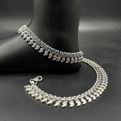 Name of product: 925 Sterling Silver Light Weight Anklet / Silver Payal Weight: 72 grams. Length: 26.5centimeter Stamped: 925 FREE EXPRESS SHIPPING -----Feedback::- A satisfied customer is our top priority and your feedback forms the backbone of our success. Don't forget to give positive feedback along with good ratings. Thank You Bride Payal, Silver Tilla Anklets For Festive Occasions, Silver Tilla Anklets For Puja, Silver Bollywood Anklets With Tilla, Payal Silver, Traditional Sterling Silver Festive Anklets, Bollywood Silver Anklets For Festivals, Silver Payal, Anklet Silver