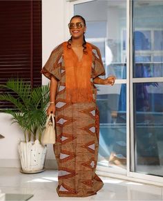 Ankara Aso-oke dress Ankara And Aso Oke Combo, Bubu Gown With Aso Oke Design, Bubu With Aso Oke Design, Female Agbada Gown Styles, Bubu With Aso Oke, Aso Oke Dress Styles, Aso Oke Dress, Adire Kaftan Styles, Bubu Kaftan Styles