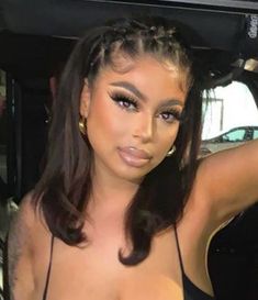 Hair Color Clip Ins, Prom Hair Styles Straight Hair, Y2k Latina Hairstyles, Cute Y2k Hairstyles Curly Hair, Sidepart Hairstyle For Women, Baddie Hairstyles Straight Hair, Braided Hairstyles White Women, Hair Inspo Y2k, Cute Hairstyles With Rubber Bands