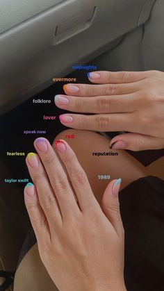 Colorful Short Nails, Concert Nails, Taylor Swift Birthday Party Ideas, Trending T Shirts, Trend T Shirt, Cute Simple Nails, Simple Gel Nails, Estilo Taylor Swift