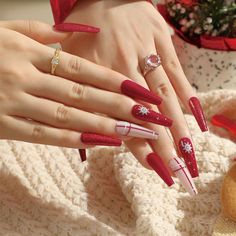 BRING THE HOLIDAY IN - The Christmas themed patterns & designs will easily match any holiday parties & seasonal decoration styles, bring the holiday in! Try Them Now christmas nail art #sponsered #nailart #christmasnails #fashion #winternails Easy Snowflake, Acrylic Snowflake, Snowflake Nail, Simple Snowflake, Sns Nails, Nails Press, Nail Type, Snowflake Nails