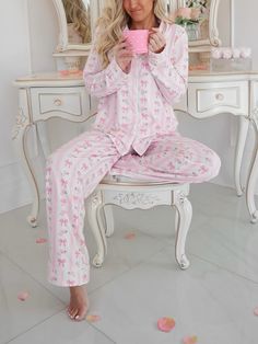 Bow Floral Print Striped Pajama Set Girly Morning Routine, Bow Pajamas, Cute Pajamas For Women, Matching Pajama Pants, Pink Christmas Background, Slay Fits, Striped Pajama Set, Pink Loungewear, Vintage Pink Christmas