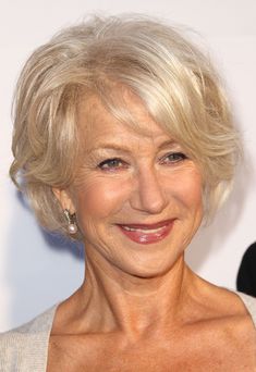 Helen Murin Hair, Voluminous Bob, Cute Short Bob, Hairstyles For Older Women, Over 60 Hairstyles, Hollywood Bowl, Short Grey Hair, Mom Hairstyles