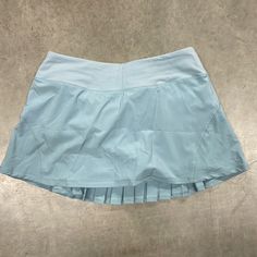 Nwt Light Blue Sport Skirt With Biker Liners See My Other Listings For More Crz Yoga Gear! Light Grey Skirt, Tennis Skirt Black, Yoga Light, Yoga Skirt, Black Tennis Skirt, Sport Skirt, White Tennis Skirt, Crz Yoga, Athletic Skirt