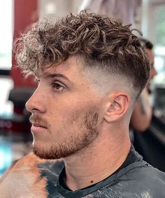 Perm Fade Men, Curly Top Haircut Men, Blonde Curls Men, Mens Fluffy Hair, Mid Fade Curly Hair, Wavy Hair Men Haircut, Haircut References, Hipster Haircuts, Loose Perm