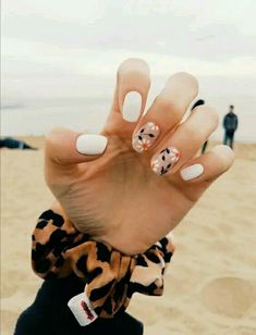 Nails 2023 Trends Neutral Colors, Ideas Para Uñas Cortas, Summer Nails Art Designs, Summer Nails Art, Nails Art Designs, Nails Gel Nails, Art Designs Ideas, Amazing Nails, Simple Gel Nails