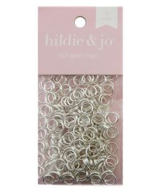 a pack of silver colored metal rings