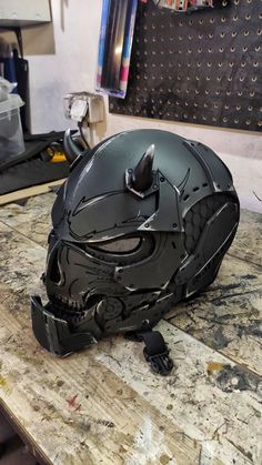 Mask With Horns, Tactical Mask, Sci-fi Helmet, Futuristic Helmet, Helmet Concept, Custom Motorcycle Helmets, Futuristic Armour, Combat Armor