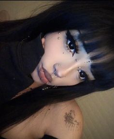 Mysterious Makeup Look, Tiktok Emo Makeup, Black Contacts Makeup, Funny 0.5 Pictures, Cute Emo Makeup, Subtle Goth Makeup, Alt Makeup Looks, Black Contact Lenses, Paznokcie Hello Kitty