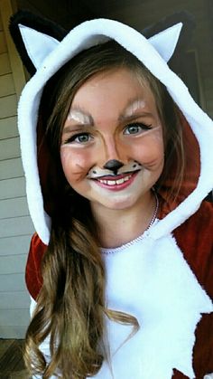 Squirrel Face Makeup, Fox Face Paint Halloween, Kids Fox Face Paint, Raccoon Face Makeup, Simple Fox Face Paint, Arctic Fox Face Paint, Fox Halloween Makeup For Kids, Squirrel Makeup Halloween, Kids Fox Makeup