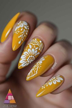 Design On Yellow Nails, Sunflower Inspired Nails, Fall Yellow Nails Acrylic, Nail Art Themes Ideas, Yellow Fall Nail Ideas, Indian Nail Art Designs, Fall Nails Floral, Graphic Art Nails, Marigold Nail Art