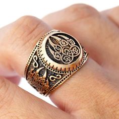 Bronze Bear Paw / Veles Viking Ring - Norse Spirit Viking Bear, Viking Rings, Nordic Vikings, Pewter Jewelry, Bear Claw, Claw Ring, Viking Ring, Bear Claws, Paw Design