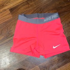 Size Medium Nike Shorts Never Worn Nike Women Outfits, Volleyball Spandex, Gymwear Outfits, Cute Nike Outfits, Nike Pro Shorts, Future Outfit, Workout Attire, Cute Nikes, Shorts Nike