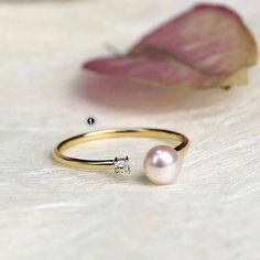 Luxurious Lifestyle, Pearl Jewellery, Jewelry Design Earrings, Design Earrings, Jewelry Ring, Christmas Thanksgiving, Gift Wedding, Cultured Pearls, Gold Plating