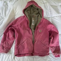 PINK CARHARTT HOODED JACKET. Listed as a womens... - Depop Carhartt Skirt Outfit, Carhartt Jacket Outfit Women, Carhartt Women Outfits Jackets, Carhartt Jacket Outfits, Pink Aesthetic Clothes