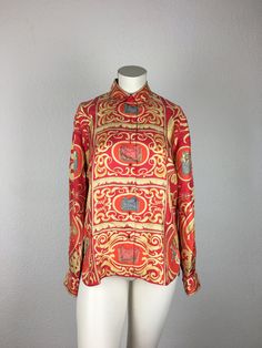 An extraordinary & rare find! Original vintage blouse from HERMES - PARIS red gold/yellow patterned Size - dimensions approximately L/Large: Shoulder width: 40 cm / 15.6 inch Chest circumference: 100 cm / 39.4 inch Waist circumference: 99 cm / 39.0 inch Length: 66 cm / 26.0 inches outstanding condition! buttoned at the front hidden button on the collar Material: 100% silk Sizes according to https://www.sizechart.com/clothing/women/european/index.html Measured at the widest part of the chest (arm Hermes Paris, Vintage Blouse, Yellow Pattern, Womens Blazers, Waist Circumference, Blouse Vintage, Gold Yellow, Clothing Women, Silk Blouse