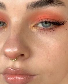 Coral Eye Makeup