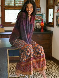 Snuggle Up V-Neck Sweater - Eggplant-view 1 Affordable Bohemian Fall Sweater, Long Boho Sweater, Fall Festival Outfit, Earthy Style, Earthy Outfits, Winter Boho, Natural Life, Hippie Outfits, Bohemian Clothes