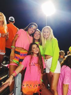 Neon Homecoming Theme Outfits, Neon Fnl Theme, Neon Outfit Ideas For Football Games, Neon School Spirit Day, Neon Football Game Outfit, Neon Spirit Week, Neon Hoco Theme, Neon Student Section Outfits, Neon Outfits For Football Games