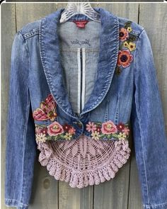 Call Baby, Jean Projects, Western Pants, Diy Denim Jacket, Bohemian Jackets, Creative Clothing, Altered Clothing, Shabby Chic Clothes