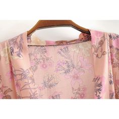 Demuestra tu amor por los tesoros antiguos con nuestro Kimono Poppy. Las mangas tipo ala brindan una gran cobertura para los brazos y la forma dramática se ajusta con una faja simple. Usa tu kimono sobre un traje de baño, con jeans y una camiseta, o envuélvete con un bonito cinturón y tacones. La forma en que uses este hermoso kimono depende de tus mareas.




Detalles:



Kimono Poppy de estilo natural y fajín en la cintura

mangas anchas




forma recta, bata frontal abierta hasta la rodilla

la tela estampada no se estira




Etiqueta Ainoway




Tela + Cuidado:

Algodón mezclado con rayón. Lavar a máquina en agua fría; ciclo bajo. Seco bajo. 










Kimono de amapola, kimono rosa, kimono de flores rosas, vestido de kimono, chaqueta de kimono, chaqueta de kimono larga, chaqueta Clothing Exchange, Flower Kimono, Old Symbols, Pink Kimono, Beach Kimono, Tassel Dress, Beautiful Kimonos, Boho Kimono, Long Kimono