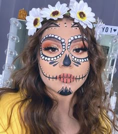 Simple Dia De Los Muertos Makeup Ideas, Katrina Makeup La Catrina, Catrina Simple Makeup, La Catrina Makeup Easy, Catrina Halloween Costumes, Catrina Makeup Simple, Easy Catrina Makeup Kids, Dia De Los Muertos Face Paint Ideas Easy, Sugar Skull Makeup Easy Simple