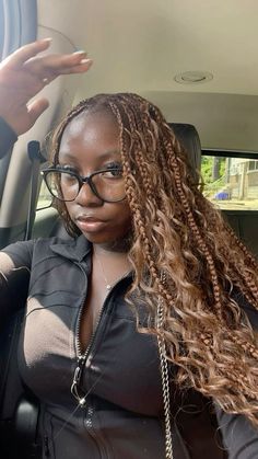 Braids For Black Women Dark Skin, Dyed Hair In Braids, Colour 30 Boho Braids, Honey Blonde And Brown Knotless Braids, Honey Blond Knotless, Honey Blonde Invisible Locs, Color 30 Twists, Honey Goddess Braids, Color 8 Braids