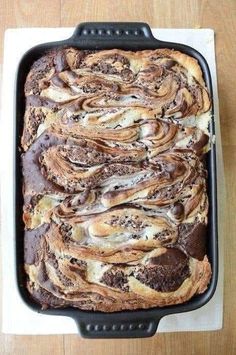 Old fashioned Recipes | Earthquake Cake | Facebook Chocolate Cake With Cream Cheese, 9x13 Cake, Earthquake Cake Recipes, Reeses Cake, Cream Cheese Swirl, Earthquake Cake, German Chocolate Cake Mix, Butter Frosting