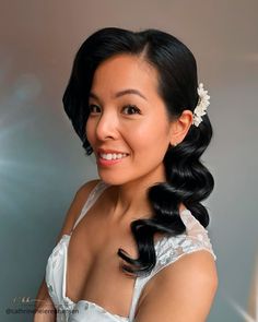 Old Hollywood Wedding Hair ❤ Get your glam up by wearing the perfect old Hollywood wedding hair for the big day. See our catalog of trendy hairstyles in the post. #wedding #bride #weddingforward #weddinghairstyles #OldHollywoodWeddingHair