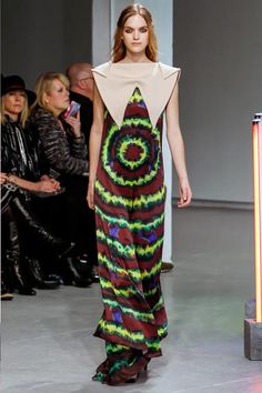 Rodarte Homage to 1960's Tie-Dye Maxi Dress Neoprene Collar For Sale at 1stDibs Rhythm Clothing, Dress Logo, Dress Illustration, Tie Dye Fashion, Designer Evening Dresses, Tie Dye Maxi Dresses, Tie Dye Maxi, Model Dress, Clothing Patterns