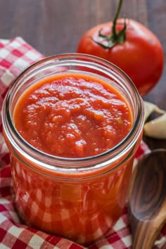 the best ever pizza sauce 5 ingredients, no cooking