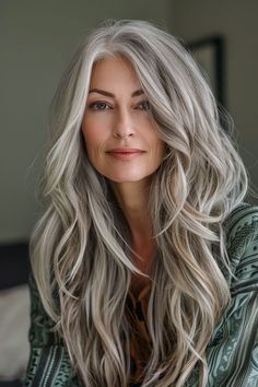 Silver With Blonde Highlights, Long Layered Hair Grey, Color Highlights In Gray Hair, Highlighted Long Hair, Long Layers Grey Hair, Grey Hair With Blonde Highlights Over 50, Highlights Lowlights Grey Hair, Long Layered Silver Hair, Long Gorgeous Hair