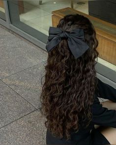 Hairstyle Ideas Easy, Curly Hair Photos, Bow Hairstyle, Trendy Hairstyle, Curly Hair Styles Easy, Hairdos For Curly Hair, Hair Stylies, Curly Hair Inspiration, Curly Hair Care