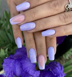 Lilac Nails Design, Ongles Gel Violet, Light Purple Nails, Bridesmaids Nails, Purple Acrylic Nails, Lilac Nails, Lavender Nails, Simple Gel Nails, Acrylic Nails Coffin Short