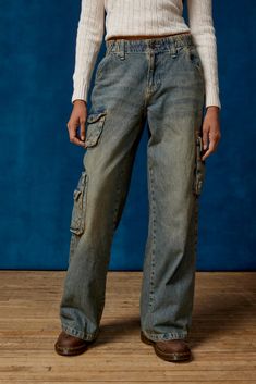 BDG Y2k Pocket Jean | Urban Outfitters Iconic Outfits, Bdg Jeans, Trendy Skirts, Cargo Jeans, Pocket Jeans, Stretch Denim, Fashion Inspo Outfits, Womens Bottoms, Mid Rise