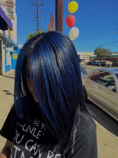 Blue Hair Streaks, Blue Brown Hair, Blue Hair Highlights, Skunk Hair, Dyed Hair Blue, Blue Black Hair, Dark Blue Hair, Hair Color Underneath, Peekaboo Hair