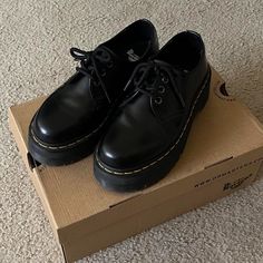 Size Us 6w Dr Martens Platform, Oxford Platform, Dr Martens Black, Shoes Collection, Dr Martens Shoes, Martens Shoes, Womens Oxfords, Dr. Martens, Shoe Collection