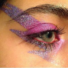 Glitter No Rosto, Editorial Make-up, Look Disco, Fantasy Make-up, Sweet Makeup, Drag Make-up, 70s Makeup, 80s Makeup, Dance Makeup