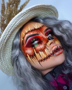 60+ Halloween Makeup Looks That Will Inspire You - KAYNULI Halloween Makeup Look, Halloween Makeup Ideas, Amazing Halloween Makeup, Halloween Makeup Scary