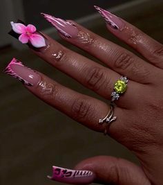 Fly Nails, Fye Nails, Nails Inspired, Medium Nails, Hard Nails, Baddie Fits, Manicure Nails, Black Nail Designs