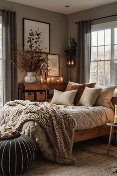 Cozy Bedroom Design Romantic, Cozy Bedroom Autumn, Fall Color Bedroom Ideas, Neutral Bedroom Color Schemes, Cozy Fall Room Aesthetic, Fall Colors Bedroom, Ideas For Women’s Bedroom, Realistic Apartment Decor, Realistic Bedroom Ideas