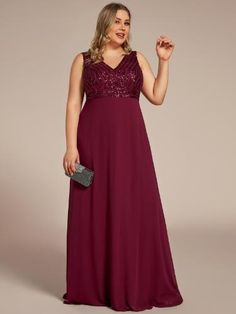 Glamorous V-neck Sleeveless Prom Dress, Glamorous Sleeveless Sequined Prom Dress, Glamorous Sequined Sleeveless Prom Dress, Sleeveless Evening Dress For Banquet Holiday, Sequin Sleeveless Dress For Prom Season, V-neck Evening Dress With Contrast Sequin For Prom, Prom Evening Dress With Contrast Sequin V-neck, Glamorous Sleeveless Sequin Dress For Formal Occasions, Glamorous Sleeveless Sequin Dress For Formal Events