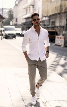 Casual Look For Men, Casual Night Out Outfit, Mens Smart Casual Outfits, Mens Business Casual Outfits, Herren Style, Mens Summer Outfits, Mens Casual Outfits Summer, Men Fashion Casual Shirts, Stylish Men Casual