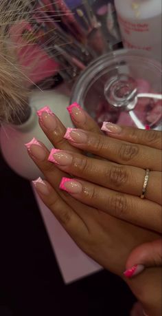 Pink Short Acrylic Nails Designs, Nails With Pink Design, French Tip Inspo Nails, Dope Nail Designs Short Length, Short Nail Inspo 2024, Pink French Tip Nails With Design, Pink Nails Classy, Pink Short Nail Designs, Back To School Nails Short