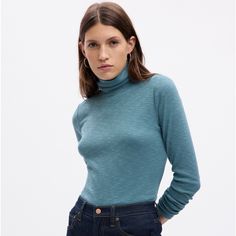 Lovely Turtleneck Tee From Gap, Size Xxl. Style 810808. This Is Such A Lovely Turquoise Blue, Perfect For Any Season! Textured Rib Knit, Relaxed Turtleneck Neckline, Slightly Rounded Hem, Pullover Style. Soft And Easy To Wear. Measures Approx 28.5” Long. Bust Measures Approx 24” Across, Pit To Pit. Brand New With Tags. Has Amazing Reviews, Too! I Have Two More Of These Listed In Different Colors, Also Nwt. Be Sure To Bundle And Save! I Have Several Other Gap Items Available, Along With So Much M Casual Washed Blue Stretch Tops, Washed Blue Cotton Tops For Winter, Light Blue Relaxed Fit Tops For Fall, Light Blue Casual Tops For Winter, Light Blue Casual Winter Tops, Casual Light Blue Winter Tops, Winter Cotton Top In Washed Blue, Gap Relaxed Fit Tops For Fall, Casual Washed Blue Winter Tops