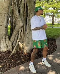 Miami Outfits Men, Mesh Shorts Outfit, Air Jordan Outfit, Kanye West Outfits, Miami Outfits, Drip Outfit Men, Streetwear Male